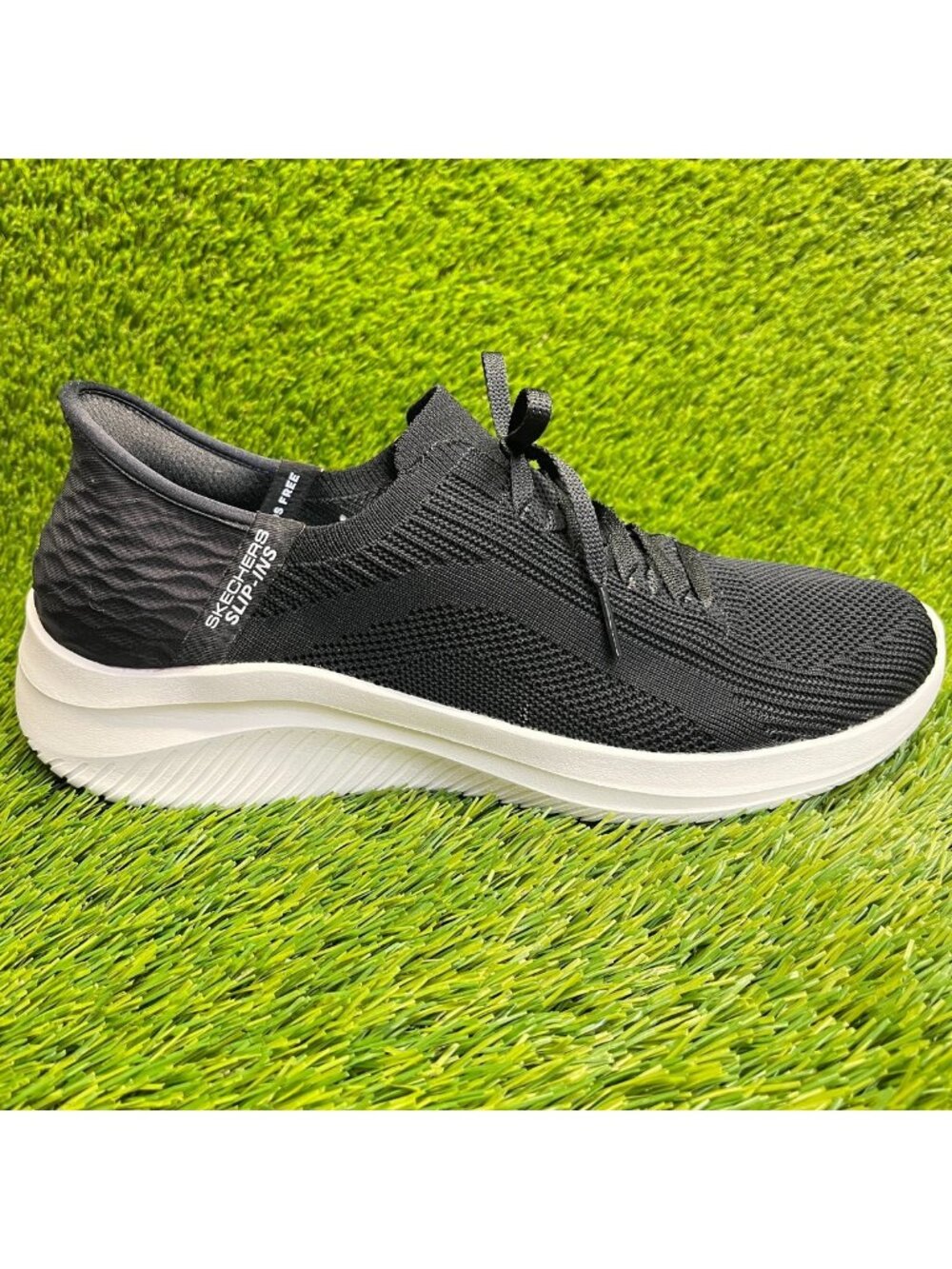 Skechers Ultra Flex 3.0 Brilliant Womens Size 11 Black Running Shoes Sneakers